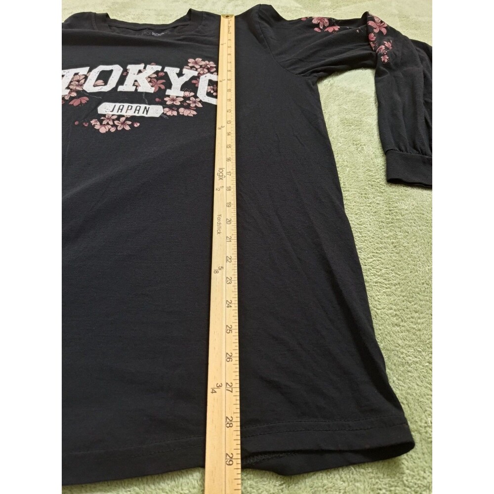 Fashion Nova Men's T-Shirt XXL Gray Tokyo Japan Cherry Blossom Graphic Long Slee - Picture 5 of 10